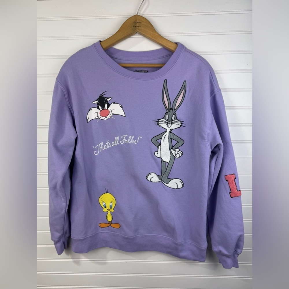 Warner Bros. Lavender purple Looney Tunes Graphic Crewneck Sweatshirt. Juniors L